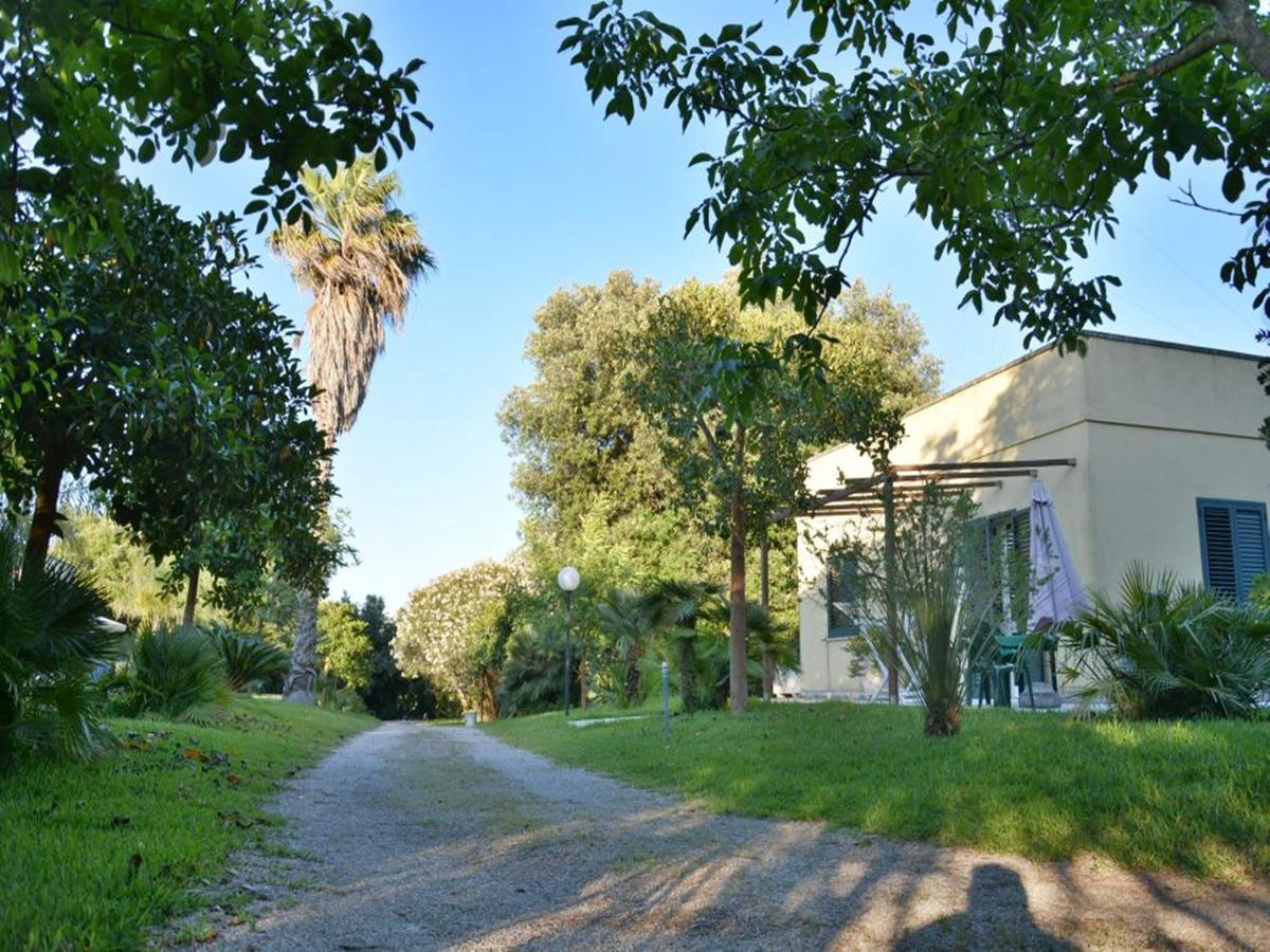 Masseria Lama Torre dell'Orso Exterior photo